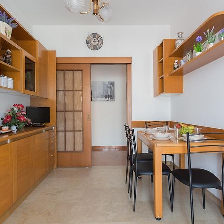 Cenisio Subway Flat Appartement Milaan Buitenkant foto